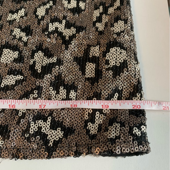 Le Lis Sequin Leopard Print Cami Top, NWT, Size Large- fits 10/12, Fully Lined - Picture 5 of 14